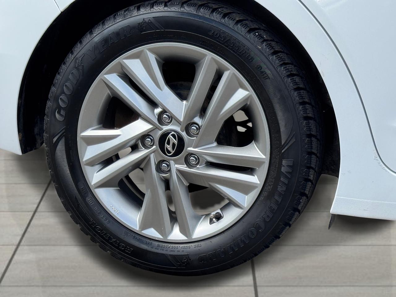 2019 Hyundai Elantra Preferred+CLEAN CARFAX+Remote Start Photo