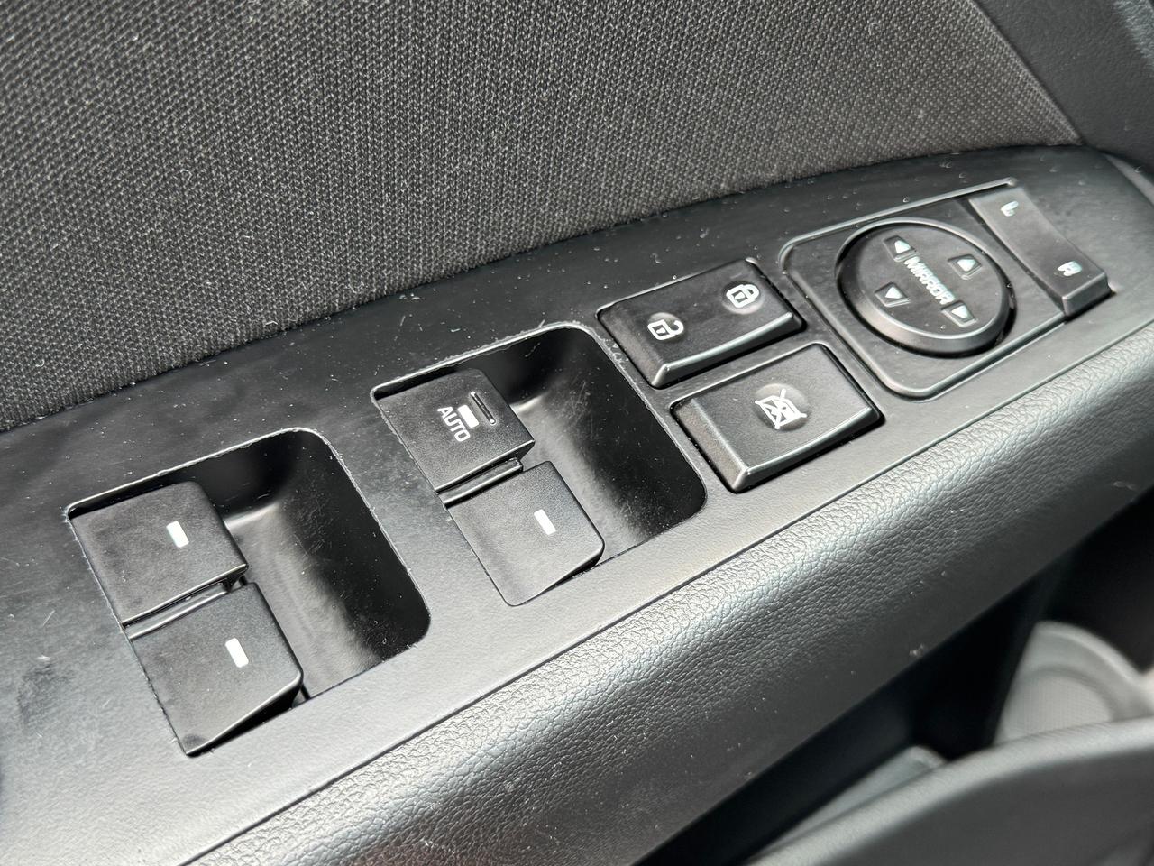 2019 Hyundai Elantra Preferred+CLEAN CARFAX+Remote Start Photo