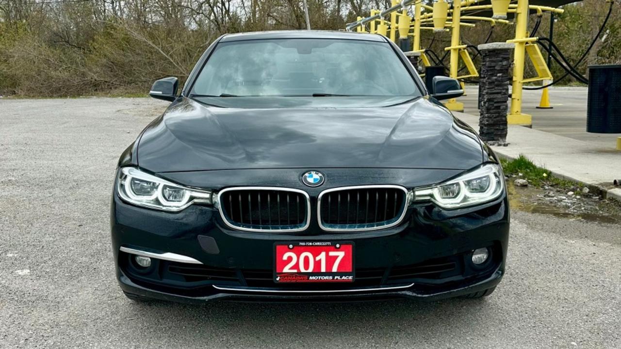 2017 BMW 3 Series 330i xDrive Photo