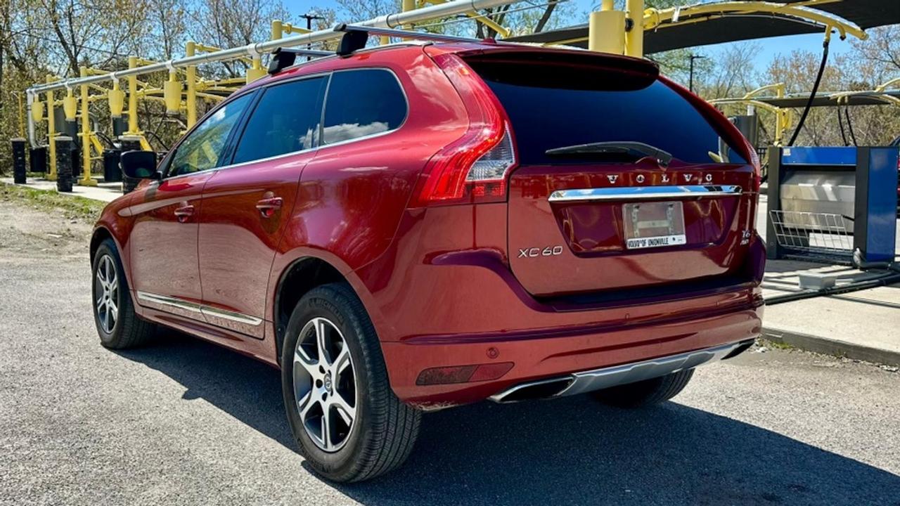 2015 Volvo XC60 * AWD * MUST SEE T6 PREMIER PLUS Photo