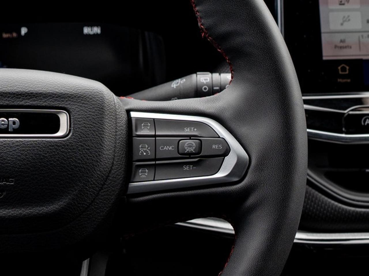 2023 Jeep Compass Trailhawk Elite Photo