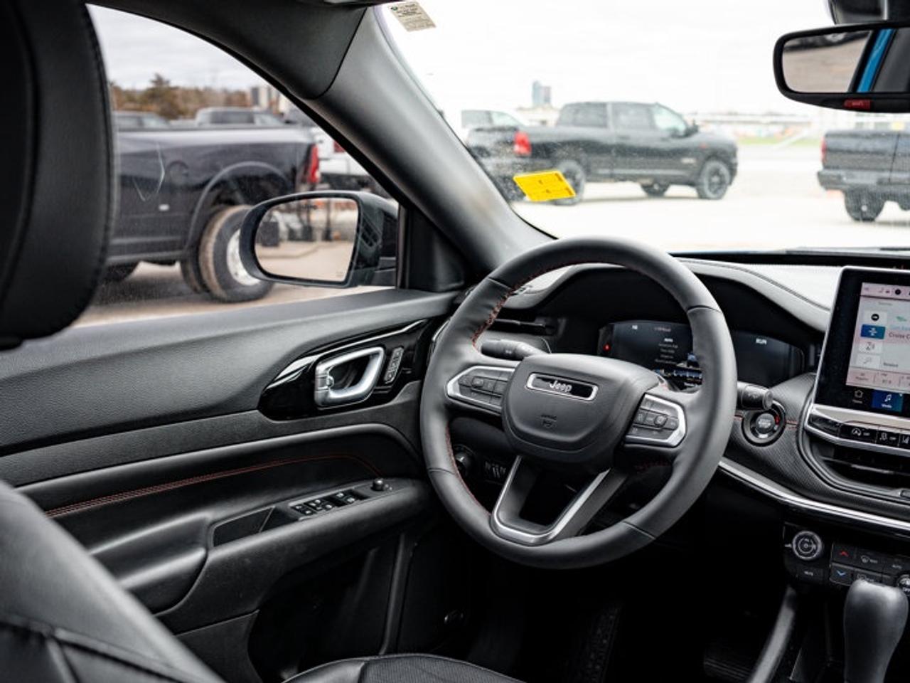 2023 Jeep Compass Trailhawk Elite Photo