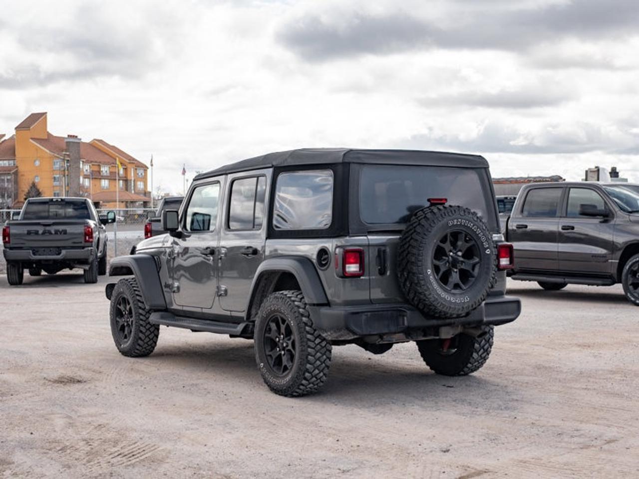 2020 Jeep Wrangler Unlimited Willys Photo