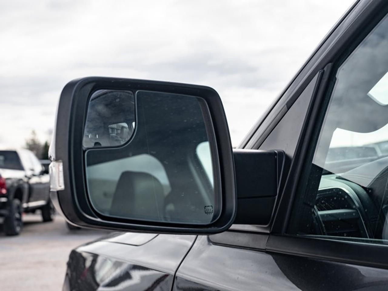 2020 RAM 1500 SPORT Photo
