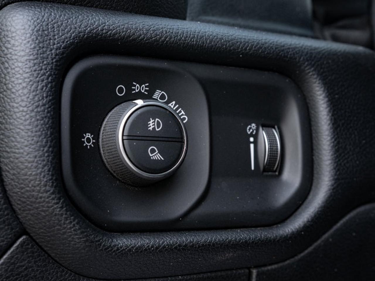 2020 RAM 1500 SPORT Photo