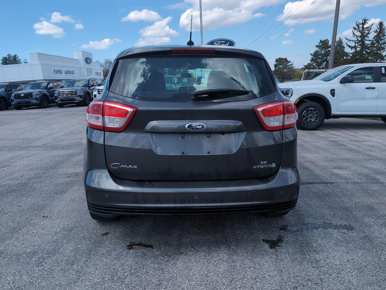 2017 Ford C-MAX Hybrid Hatchback SE Photo4