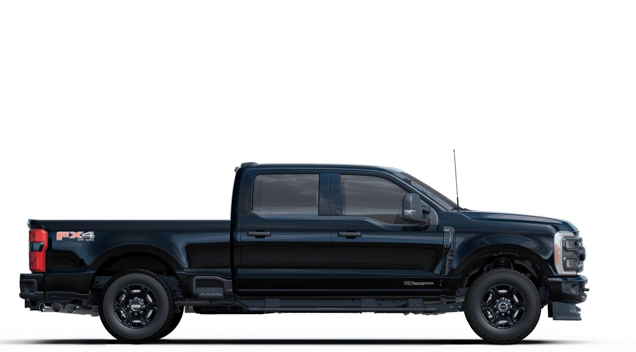 2023 Ford F-250 XLT 4WD Crew Cab 6.75' Box Photo4