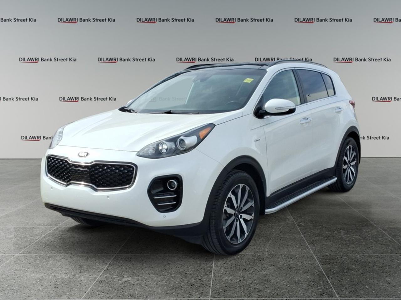 Used 2019 Kia Sportage EX AWD for sale in Gloucester, ON