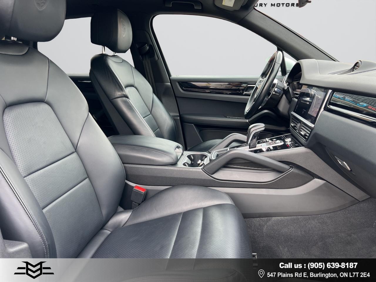 2019 Porsche Cayenne AWD - Navigation - Leather - Moonroof !!! Photo