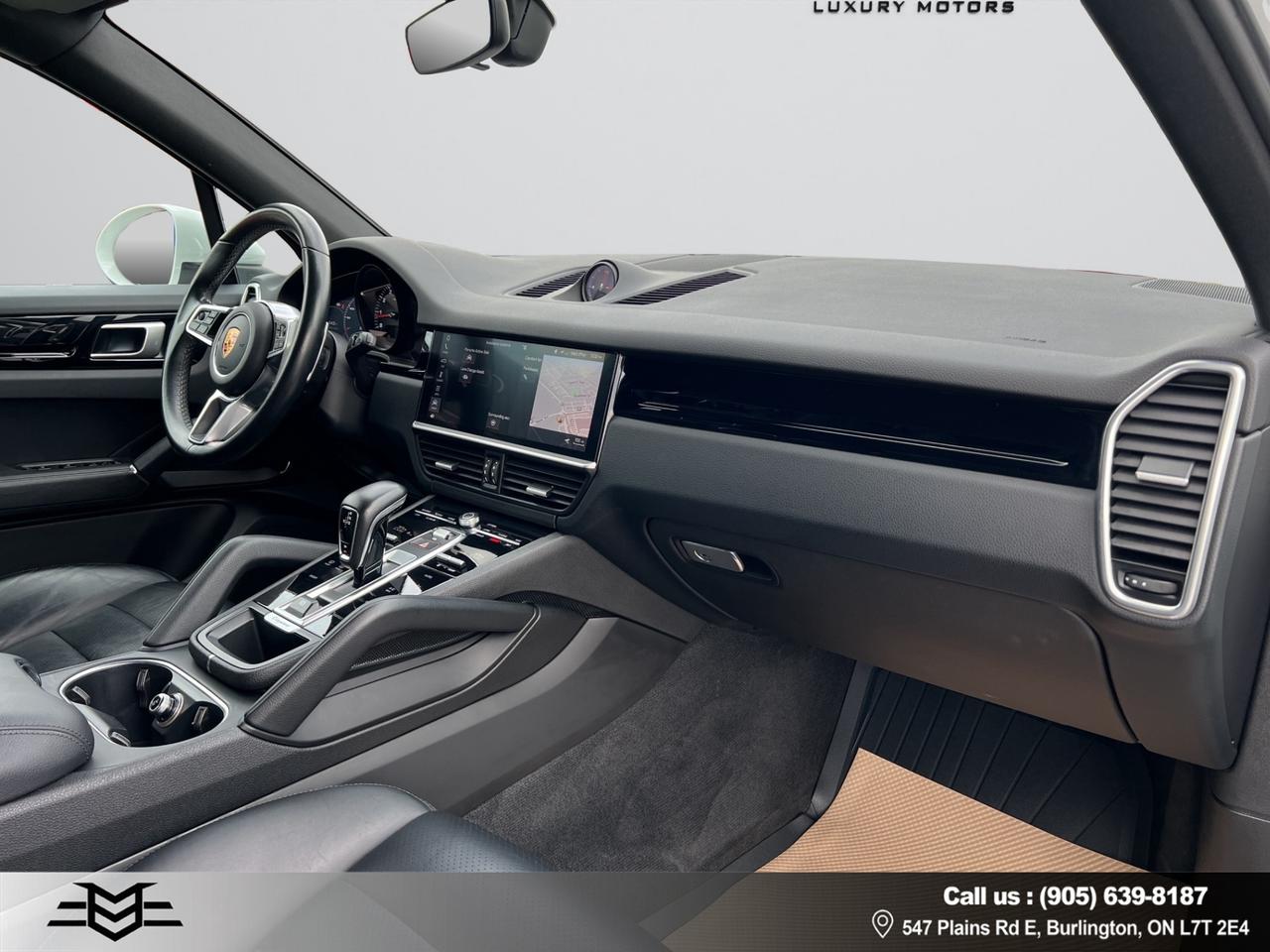 2019 Porsche Cayenne AWD - Navigation - Leather - Moonroof !!! Photo