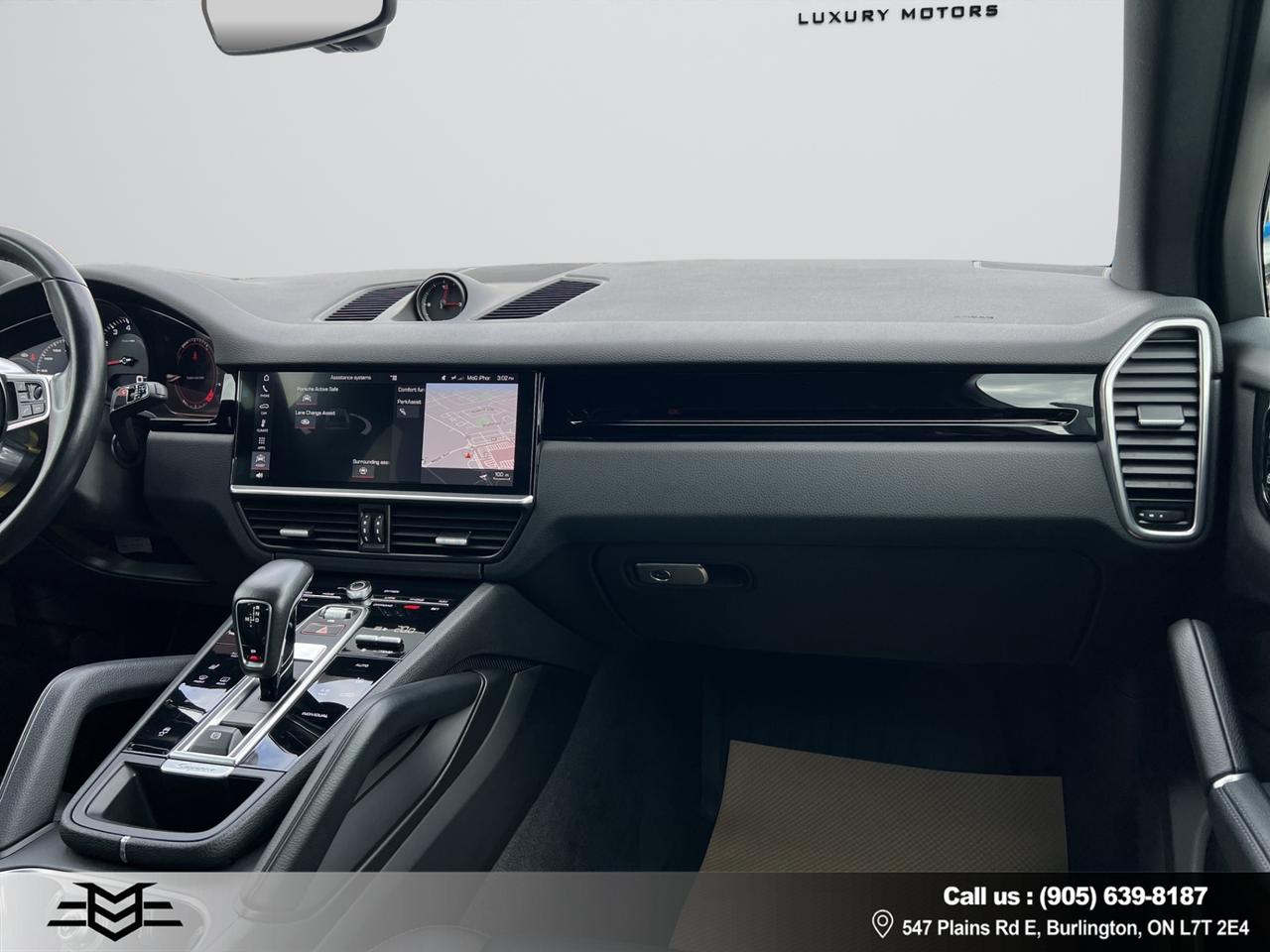 2019 Porsche Cayenne AWD - Navigation - Leather - Moonroof !!! Photo
