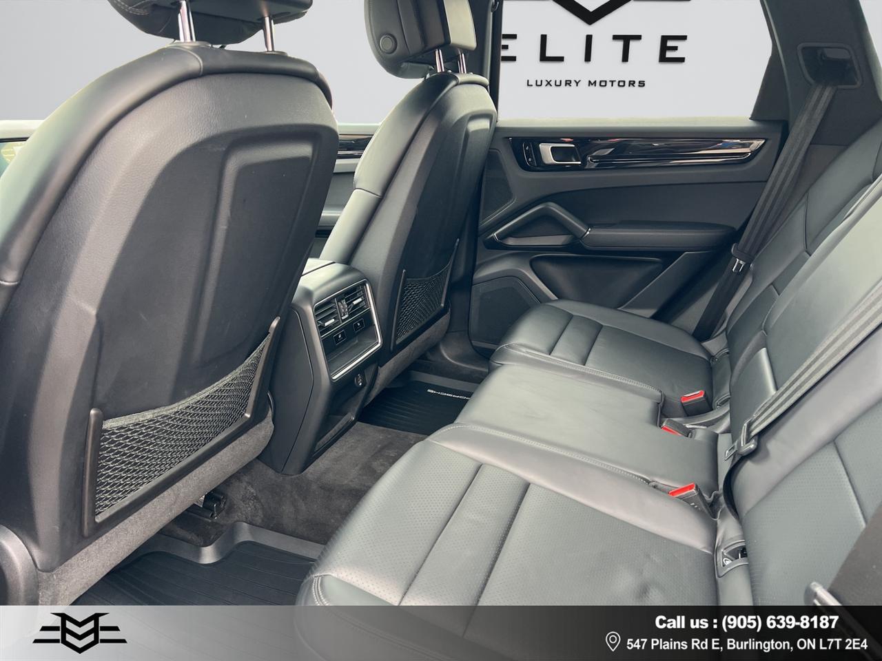 2019 Porsche Cayenne AWD - Navigation - Leather - Moonroof !!! Photo