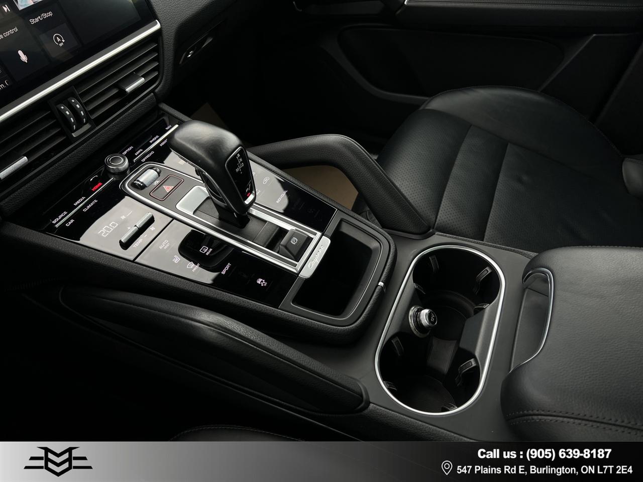 2019 Porsche Cayenne AWD - Navigation - Leather - Moonroof !!! Photo