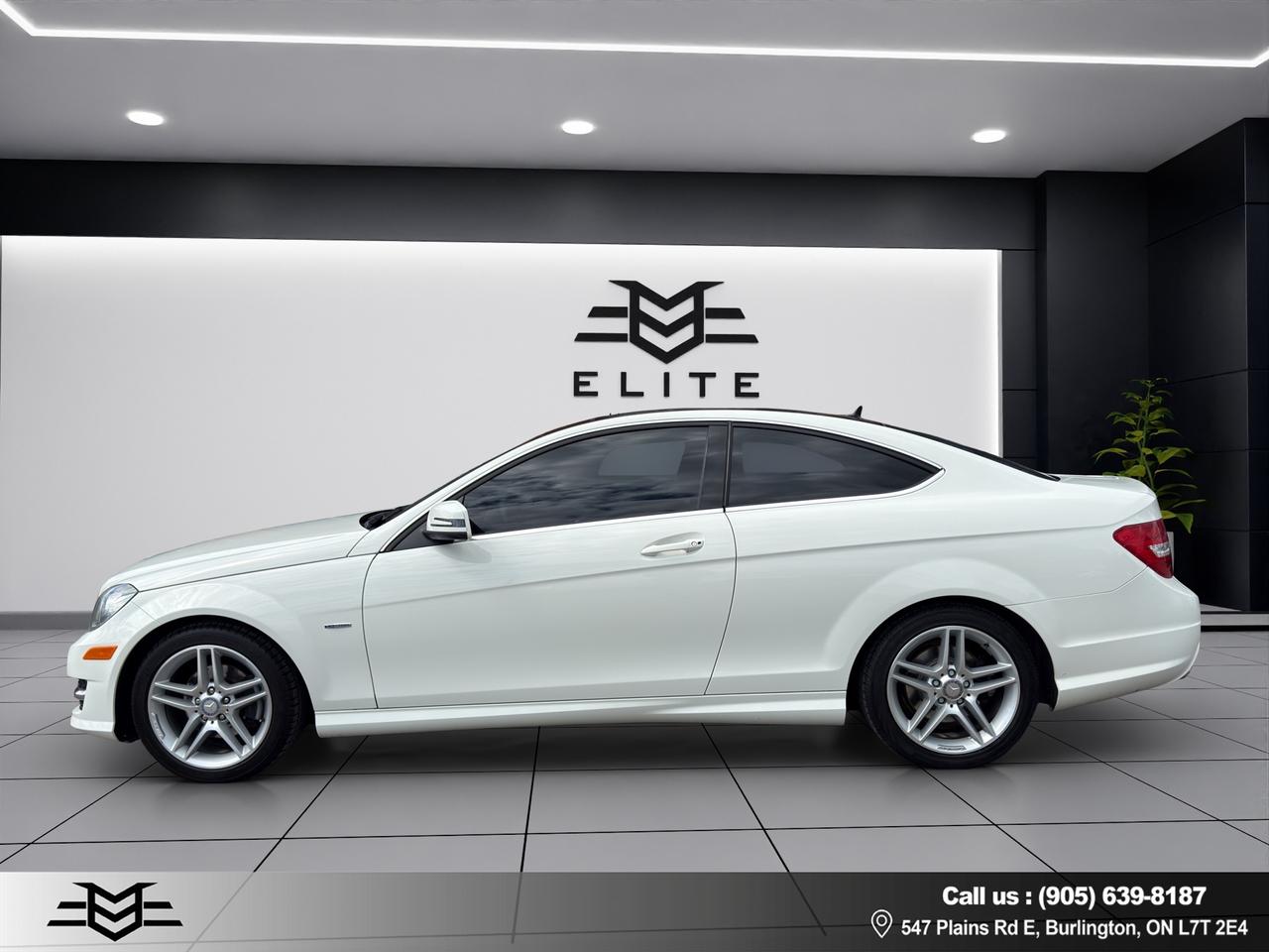 2012 Mercedes-Benz C-Class C250 COUPE - PANORAMIC ROOF - 79,000KMS !!! Photo3