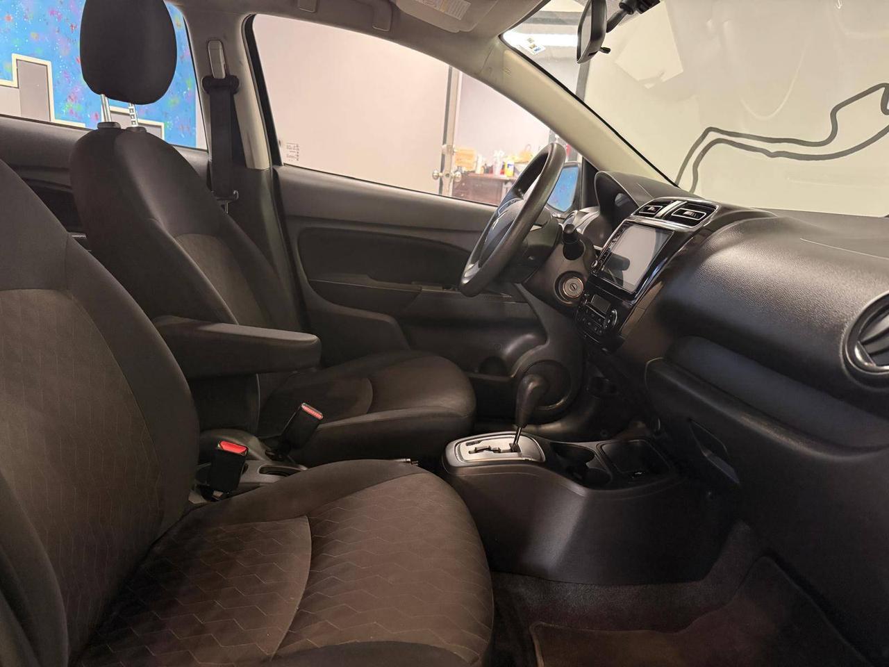 2022 Mitsubishi Mirage ES Photo
