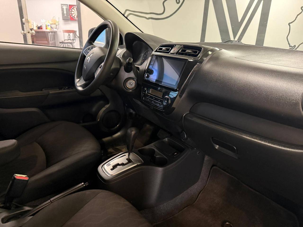 2022 Mitsubishi Mirage ES Photo