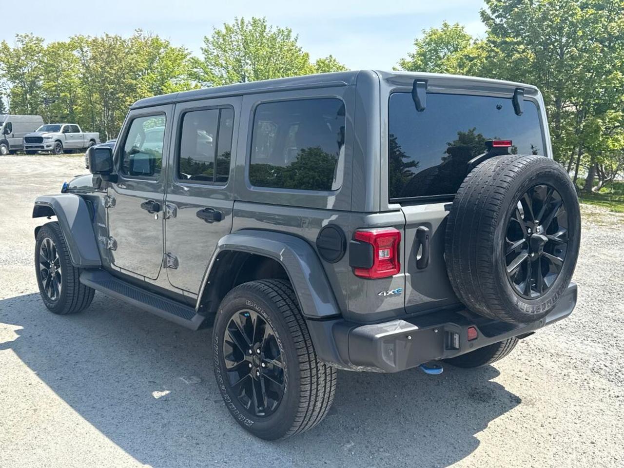 2021 Jeep Wrangler Unlimited Sahara Photo