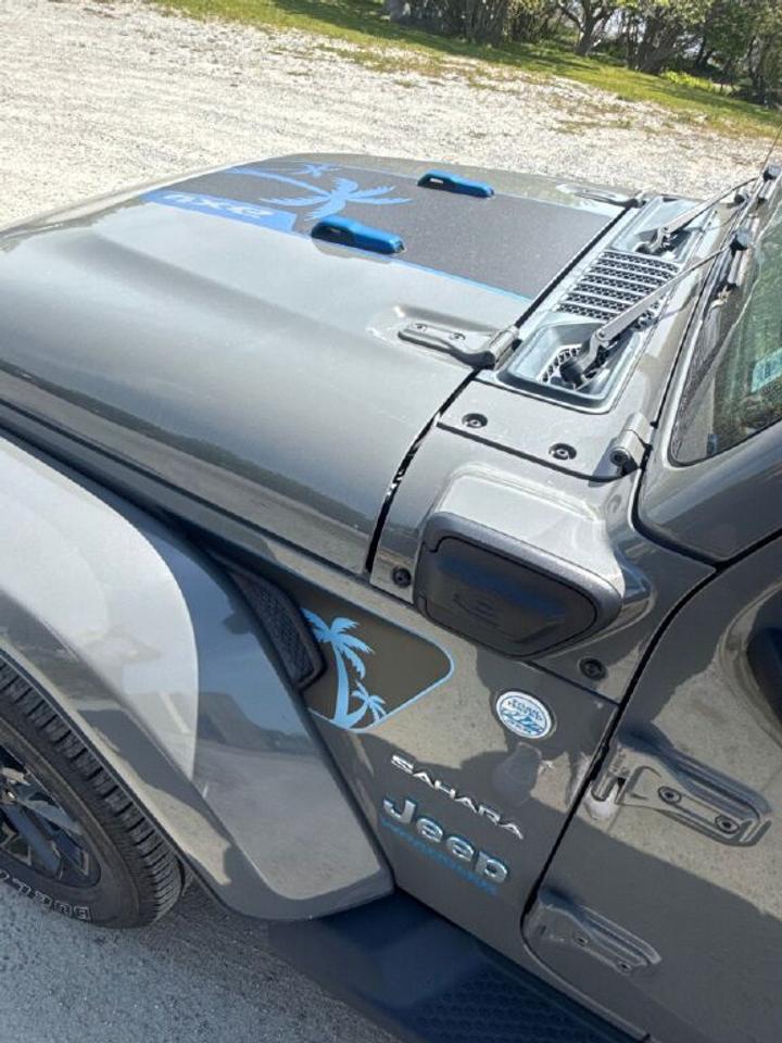 2021 Jeep Wrangler Unlimited Sahara Photo