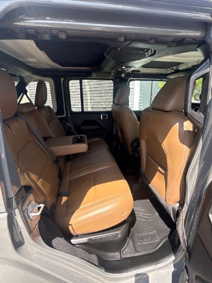 2021 Jeep Wrangler Unlimited Sahara Photo