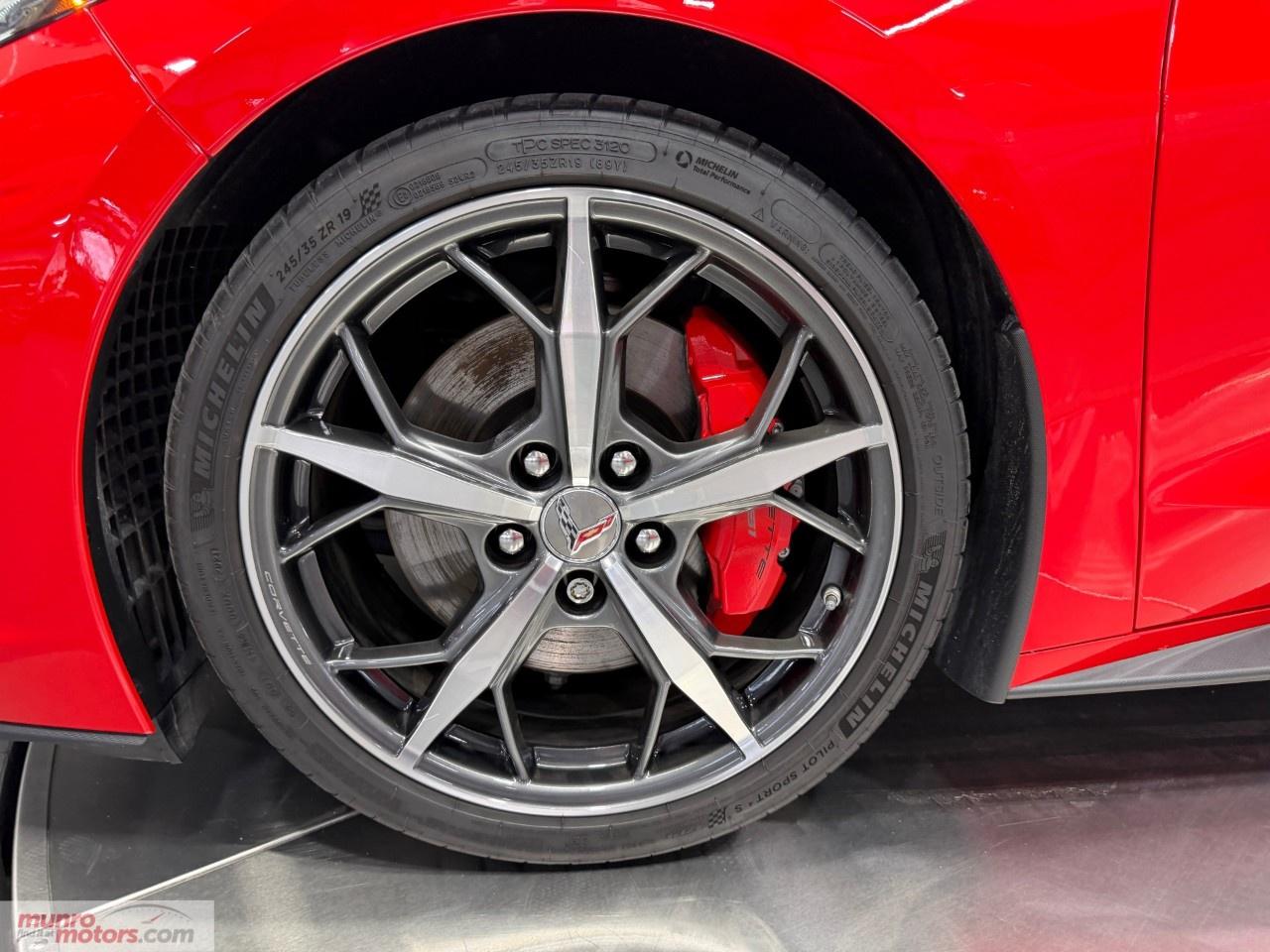 2021 Chevrolet Corvette Stingray Convertible 2LT Photo