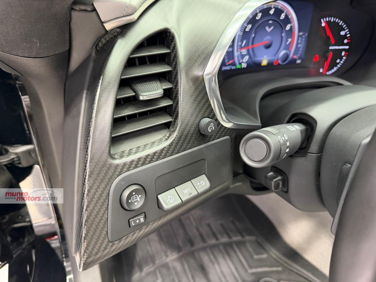 2015 Chevrolet Corvette 2dr Stingray Z51 Cpe w/3LT Photo