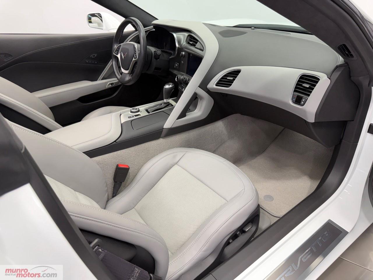 2015 Chevrolet Corvette 2dr Stingray Z51 Cpe w/3LT Photo