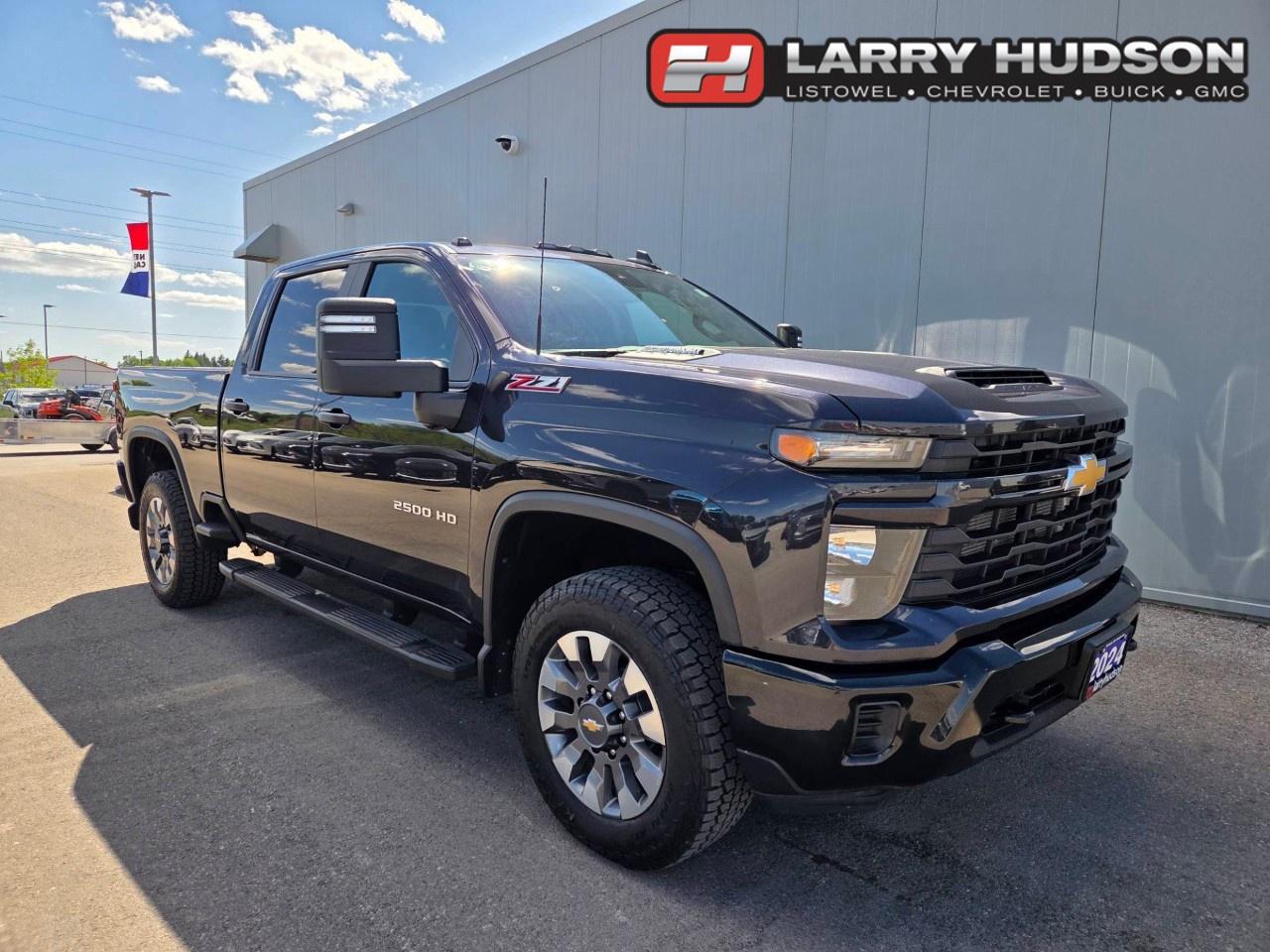 2024 Chevrolet Silverado 2500 HD 4WD Crew Cab Standard Box Custom Photo0