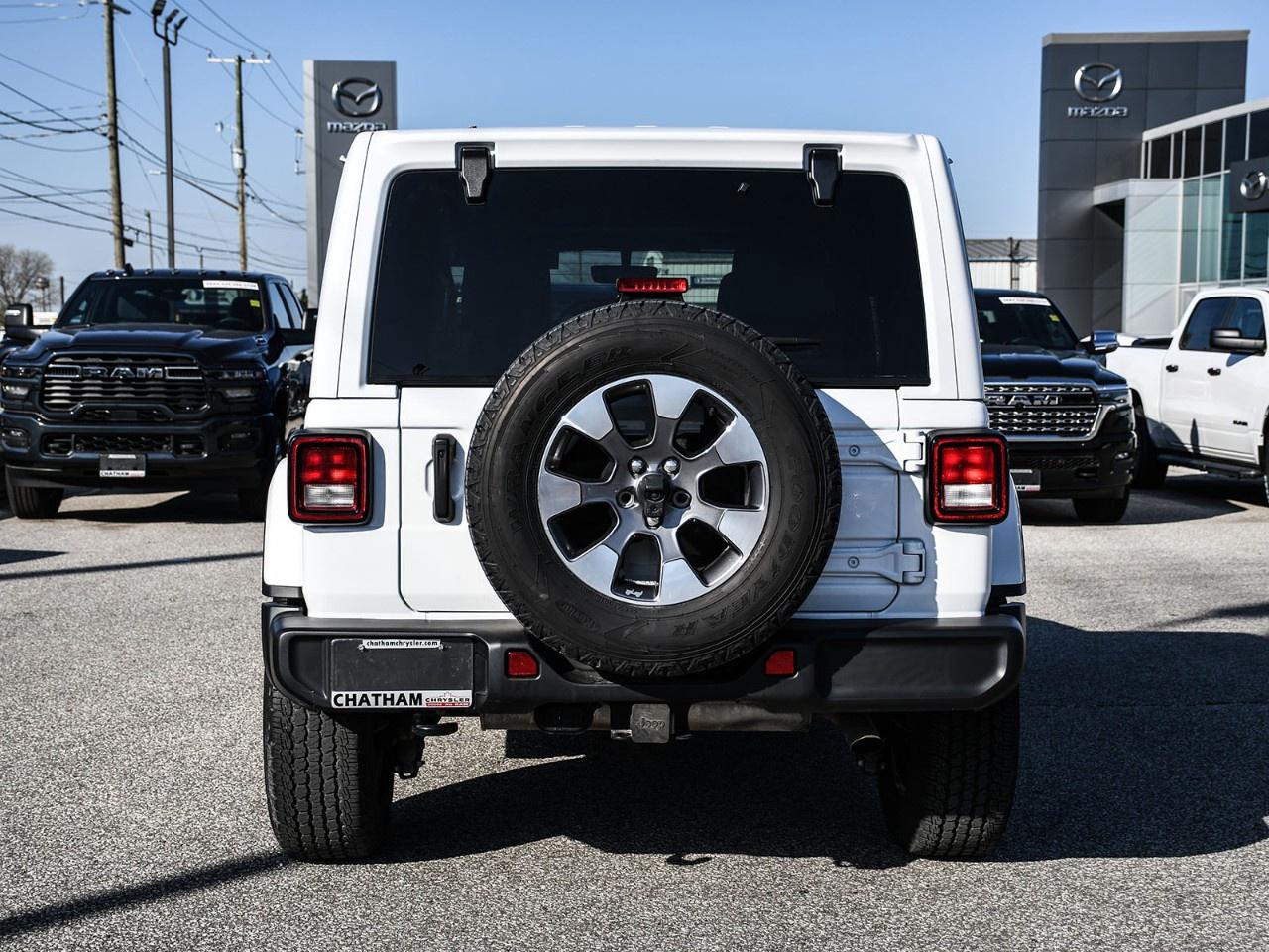 2023 Jeep Wrangler Sahara 4 Door 4x4 Photo2