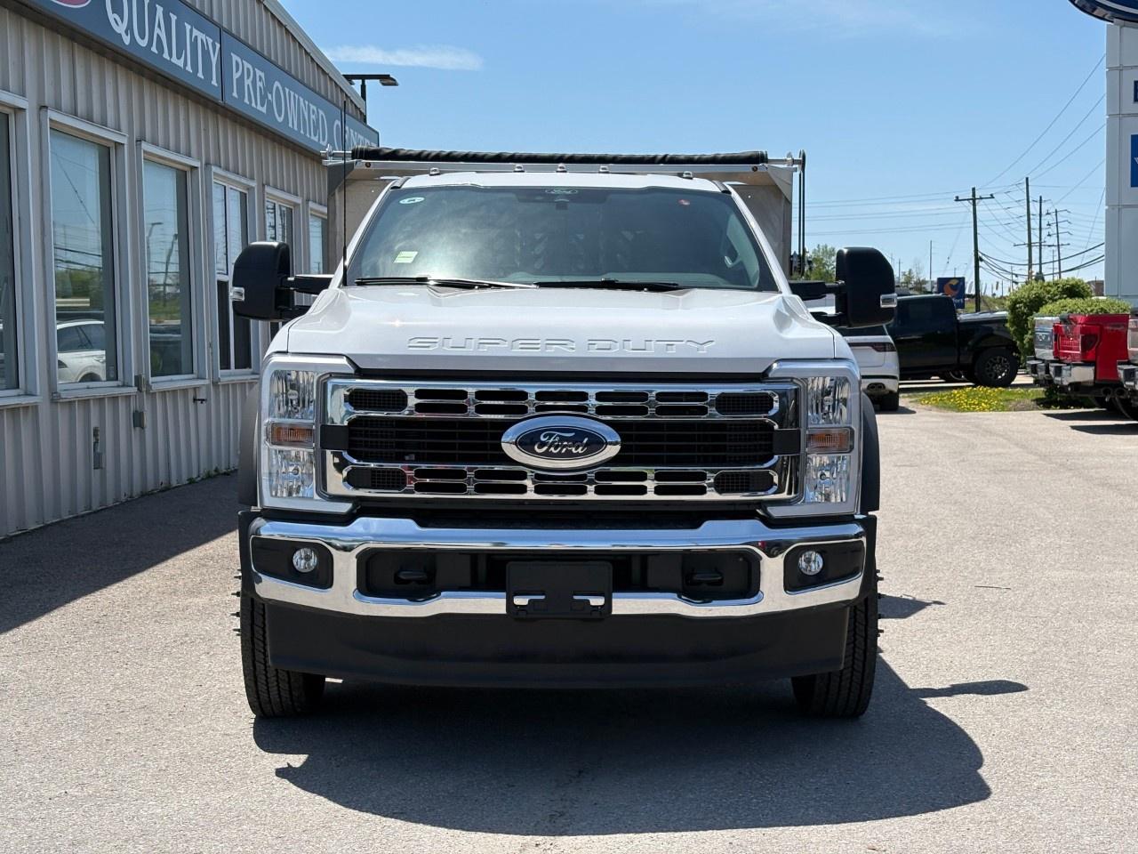 2026 Ford F-550 Super Duty DRW XL 4WD Crew Cab 203" WB 84" CA Photo