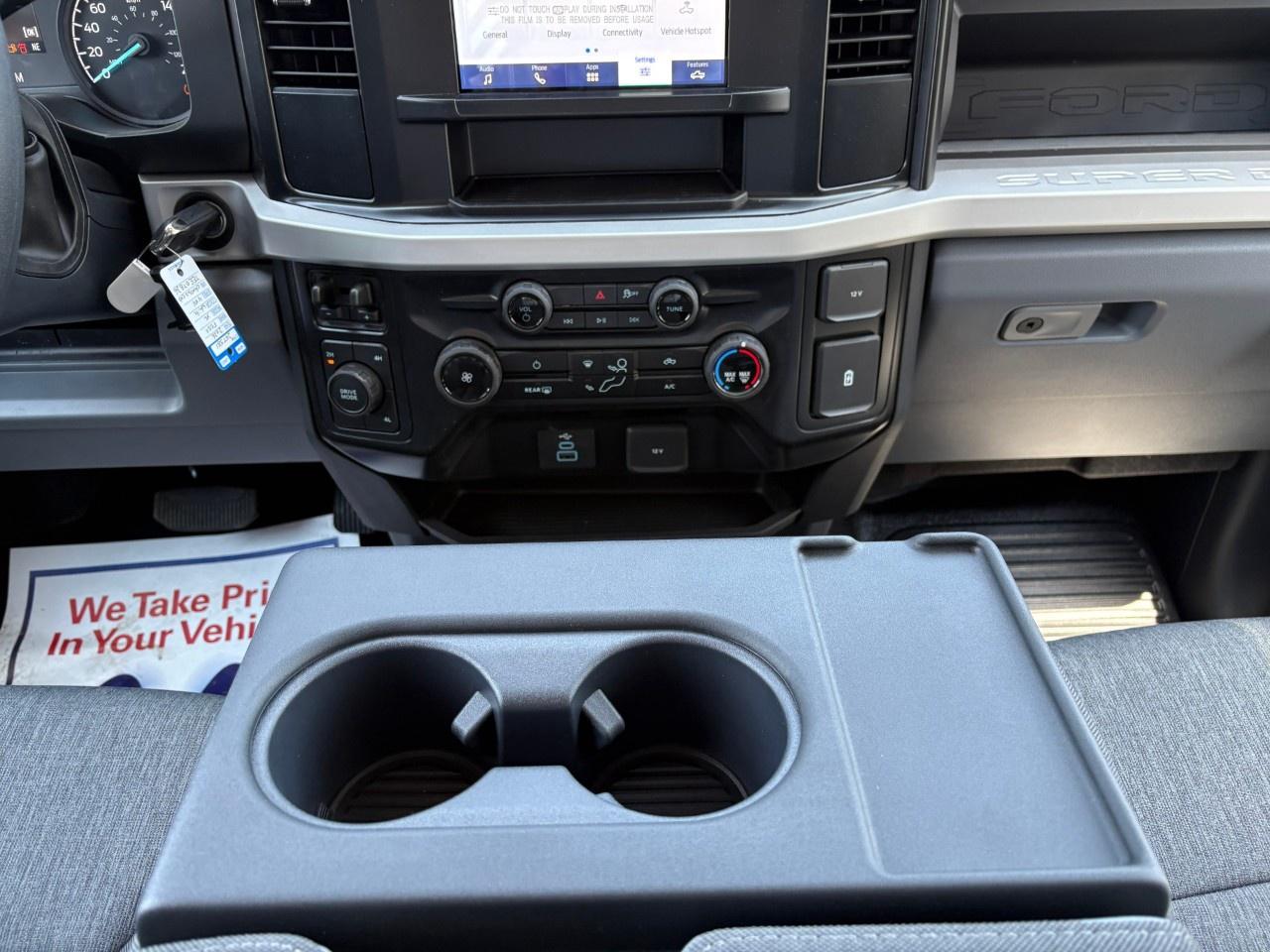 2026 Ford F-550 Super Duty DRW XL 4WD Crew Cab 203" WB 84" CA Photo