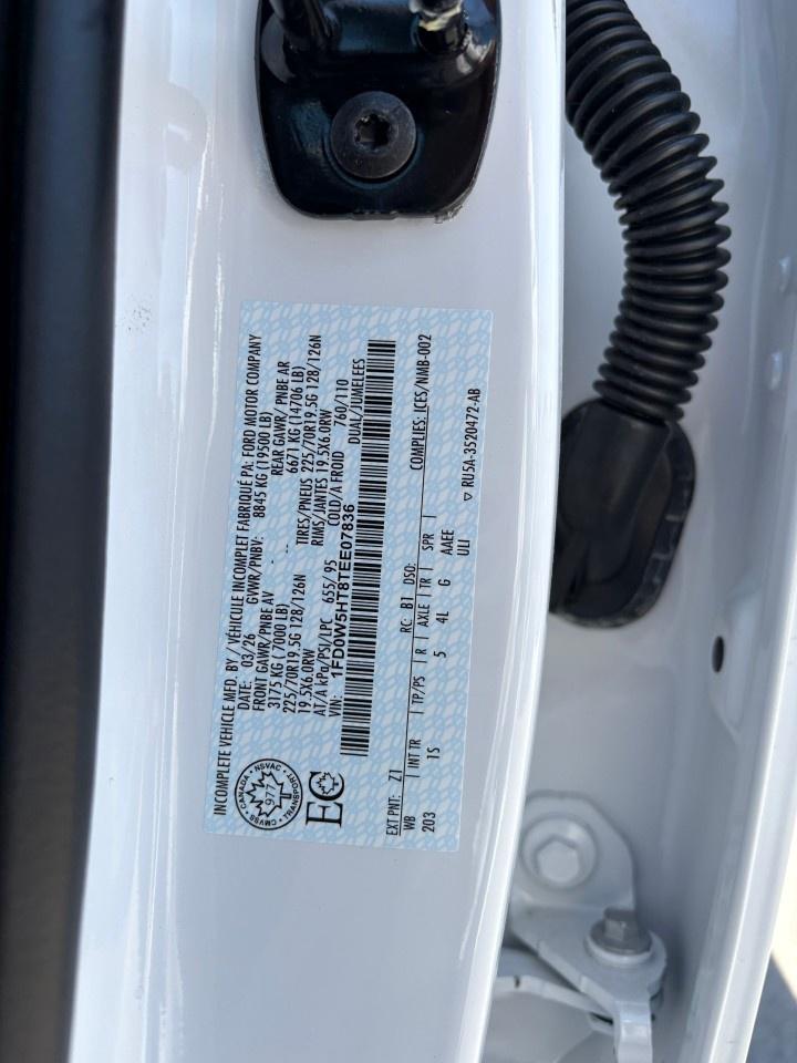 2026 Ford F-550 Super Duty DRW XL 4WD Crew Cab 203" WB 84" CA Photo