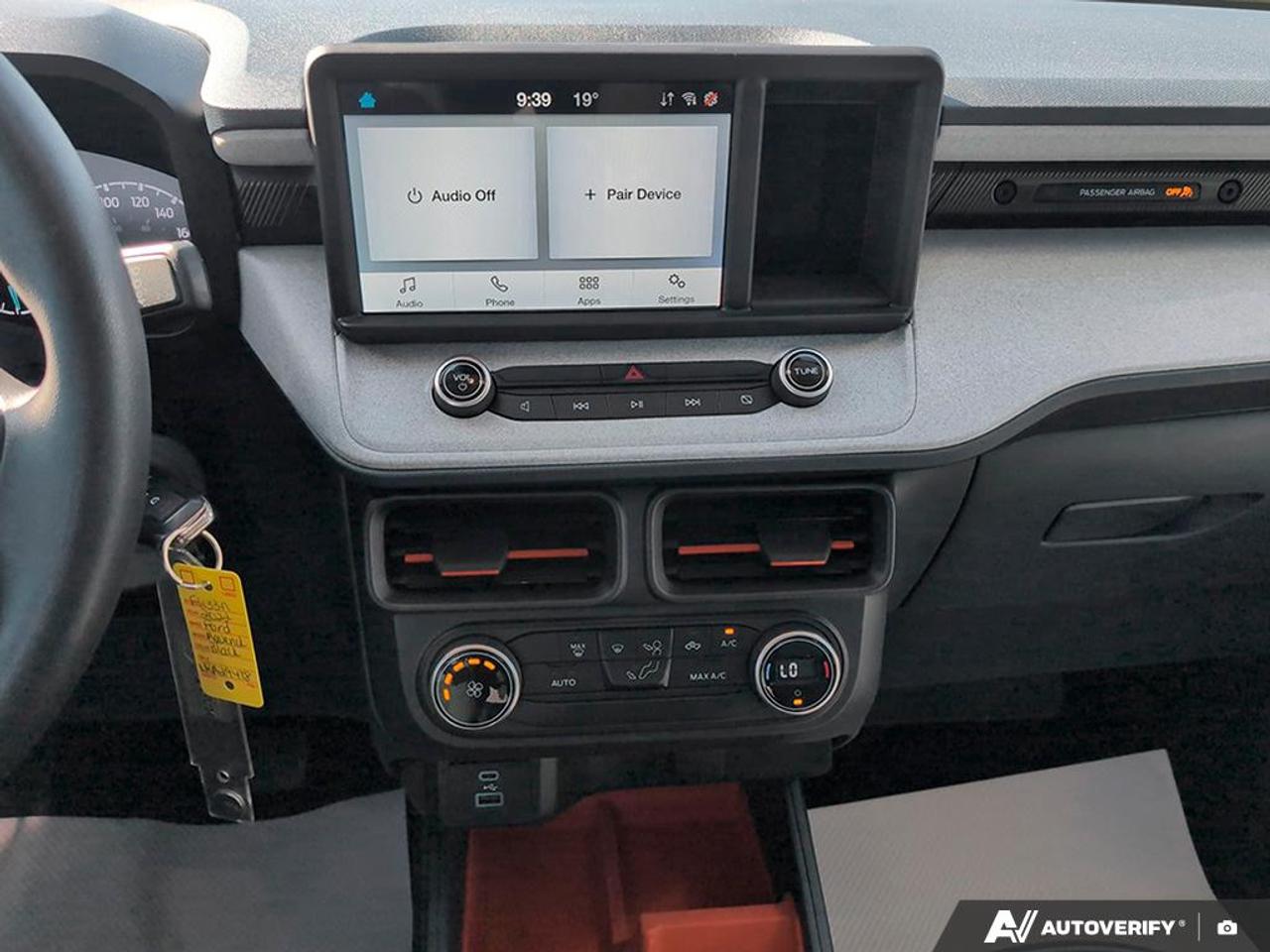 2022 Ford Maverick XLT 2.0L | AWD | CLEAN HISTORY Photo