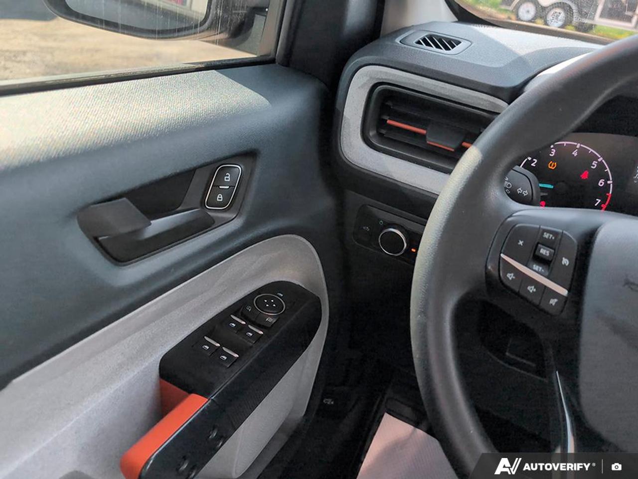 2022 Ford Maverick XLT 2.0L | AWD | CLEAN HISTORY Photo