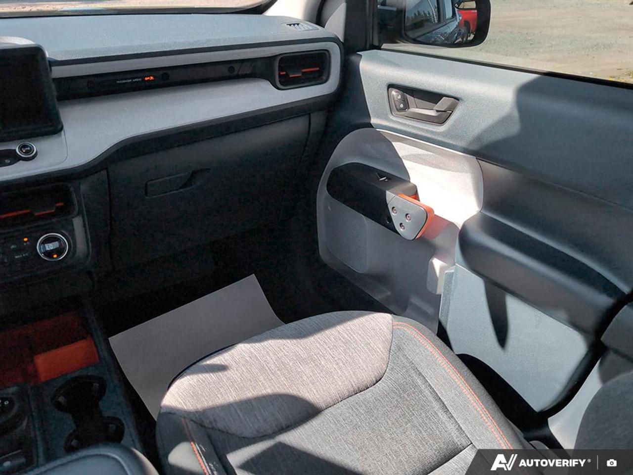 2022 Ford Maverick XLT 2.0L | AWD | CLEAN HISTORY Photo
