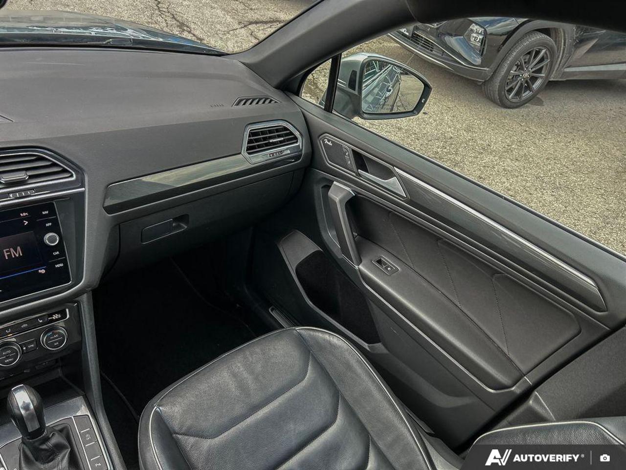 2020 Volkswagen Tiguan Highline 4MOTION HIGHLINE | HEATED SEATS | HEATED STEERING Photo