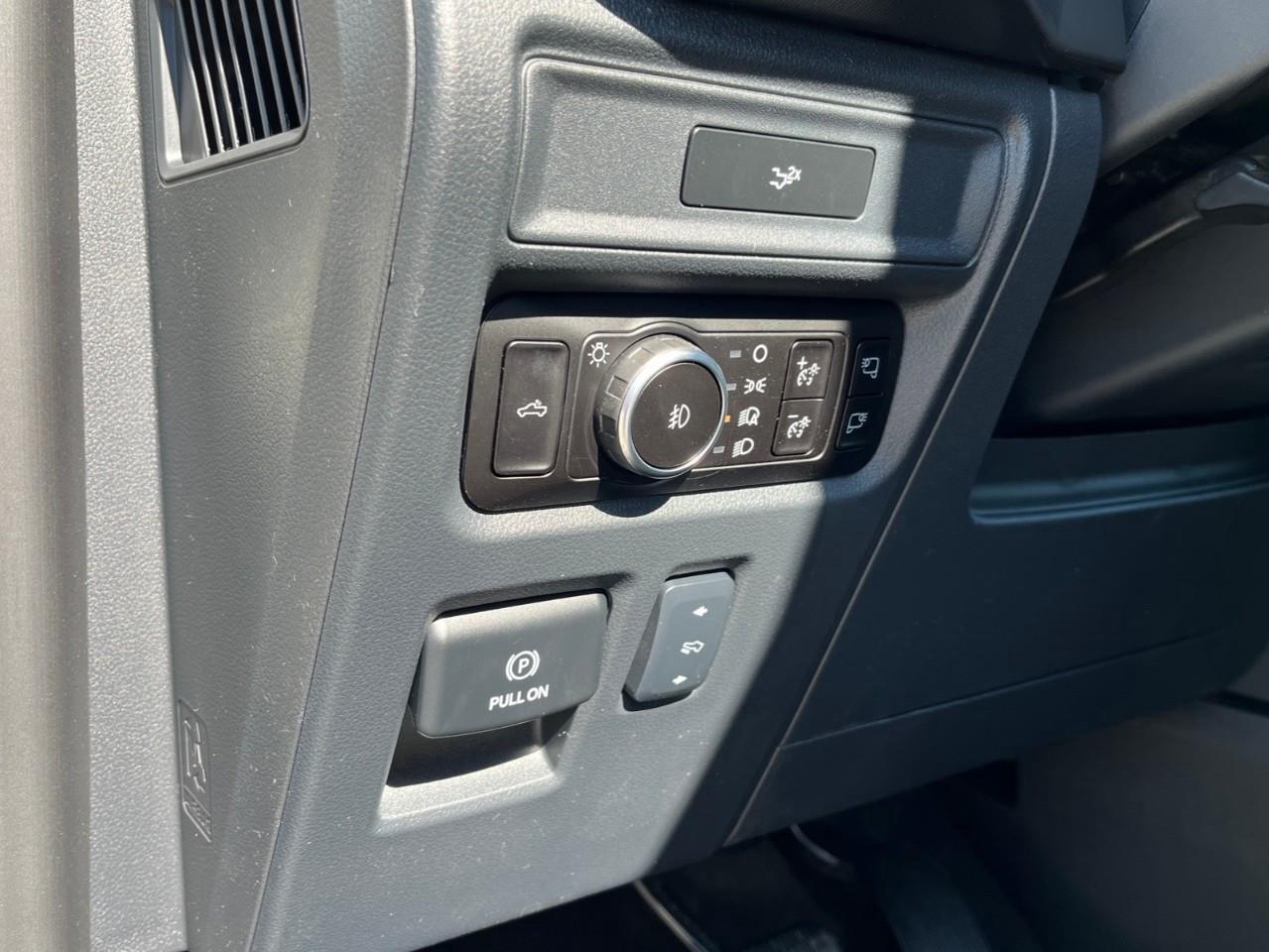 2026 Ford F-150 Lariat Photo