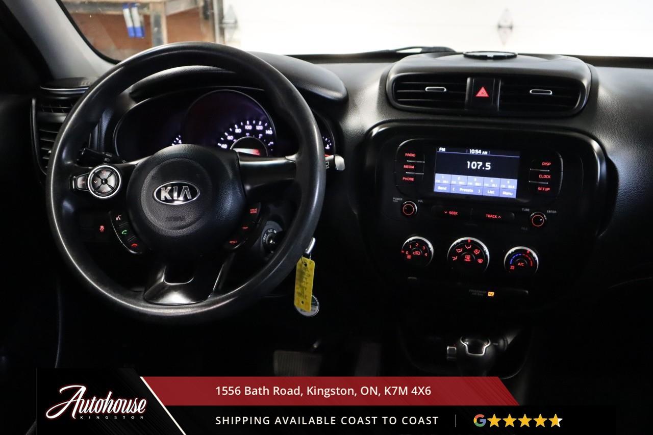 2019 Kia Soul LX REARVIEW CAMERA - CLEAN CARFAX Photo