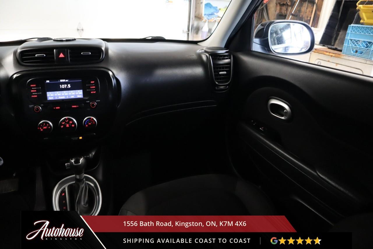 2019 Kia Soul LX REARVIEW CAMERA - CLEAN CARFAX Photo