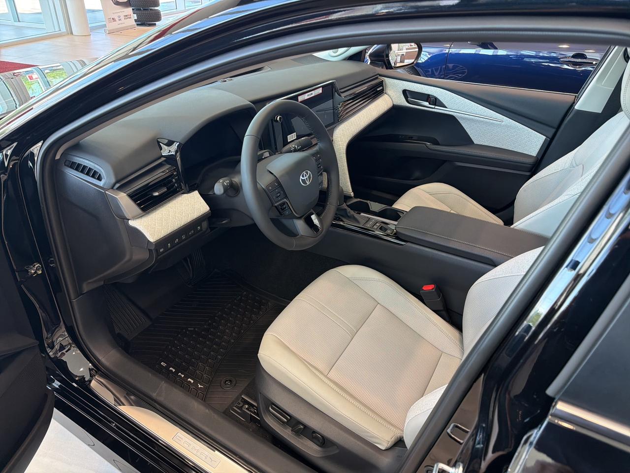 2026 Toyota Camry XLE Photo