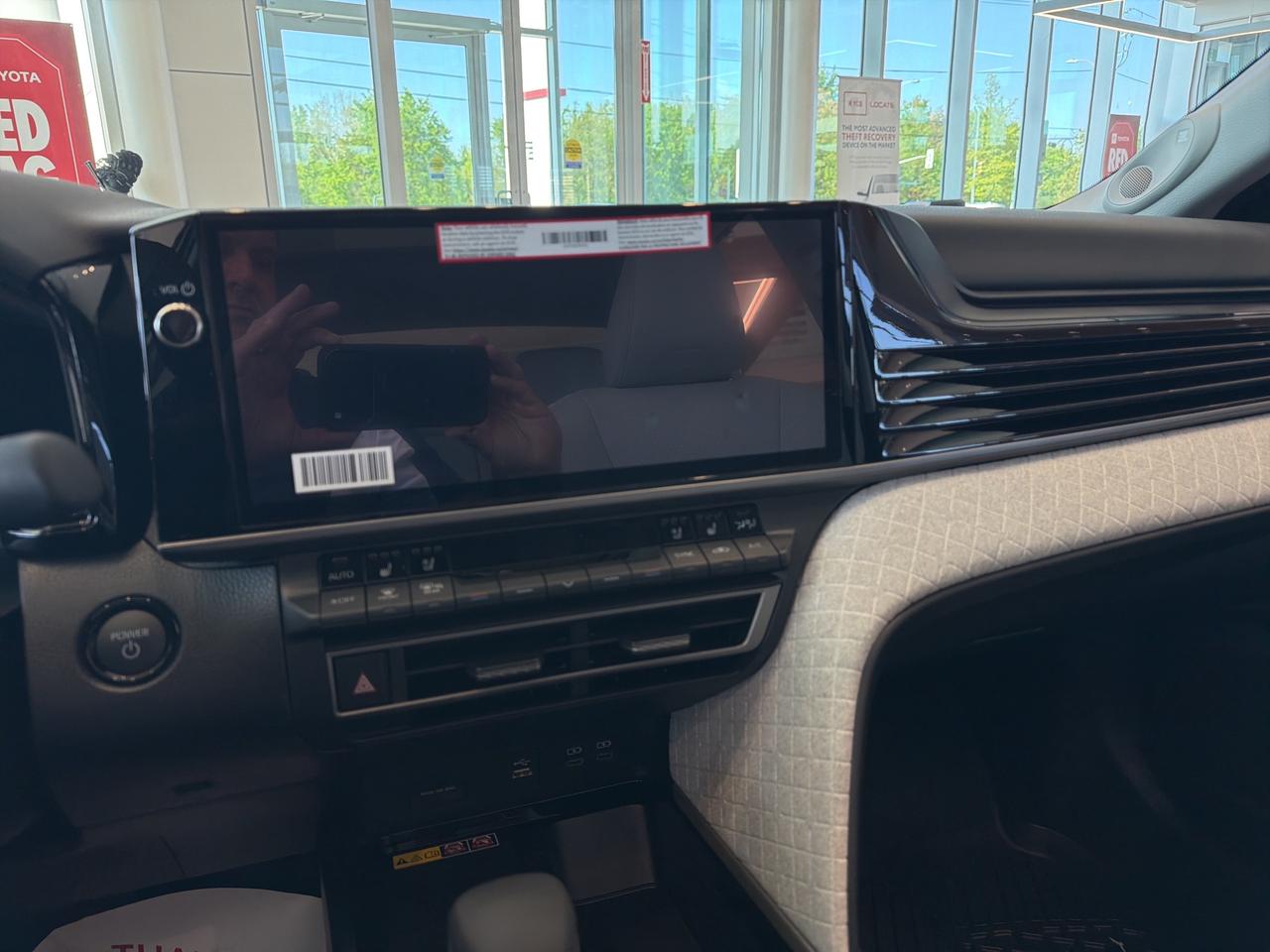 2026 Toyota Camry XLE Photo