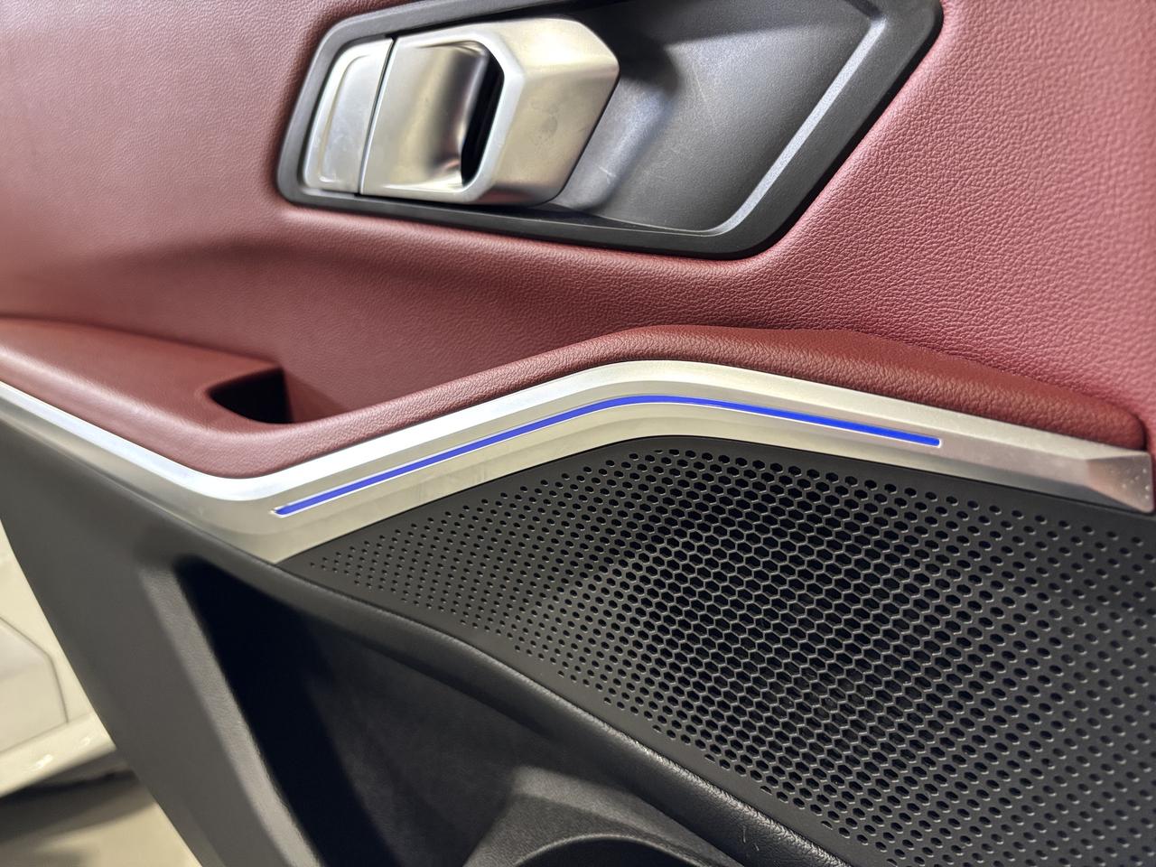 2022 BMW 3 Series 330i xDrive|AWD|NAV|SUNROOF|REDLEATHER|AMBIENT|+++ Photo