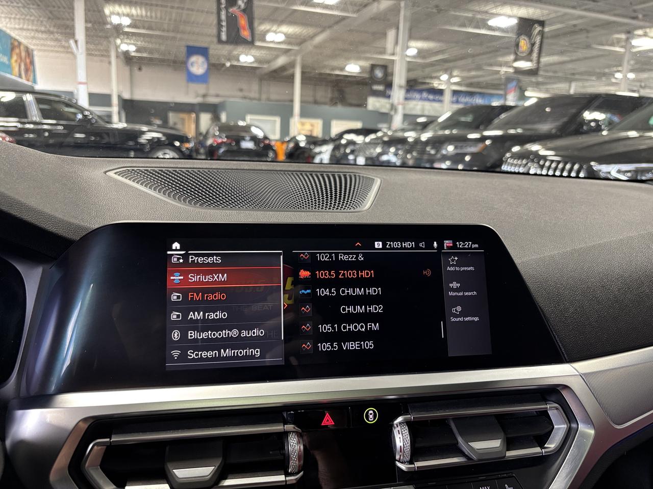 2022 BMW 3 Series 330i xDrive|AWD|NAV|SUNROOF|REDLEATHER|AMBIENT|+++ Photo