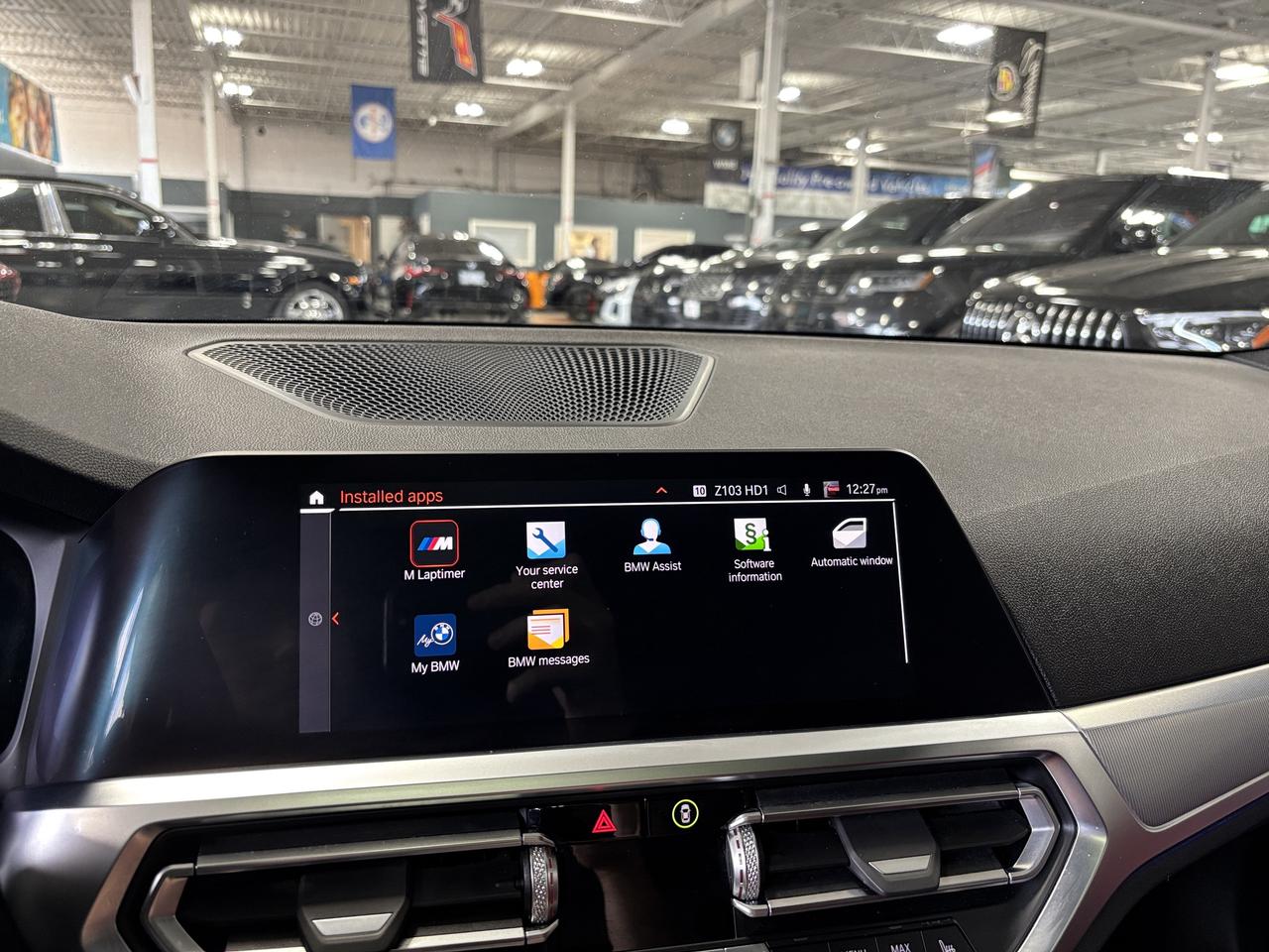 2022 BMW 3 Series 330i xDrive|AWD|NAV|SUNROOF|REDLEATHER|AMBIENT|+++ Photo