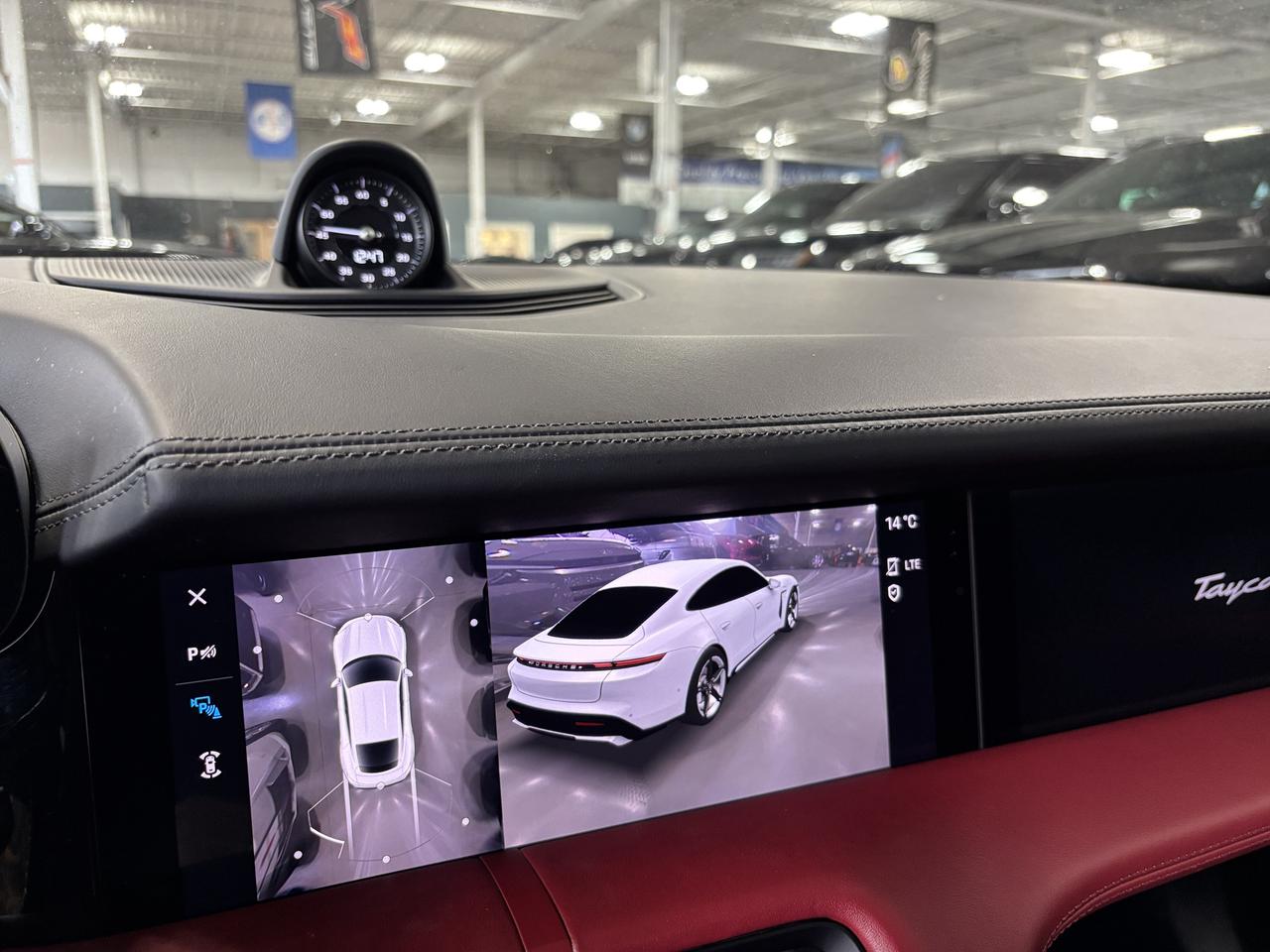 2020 Porsche Taycan Turbo|PERFORMANCEPKG|PREMIUMPKG|PASSENGERDISPLAY|+ Photo