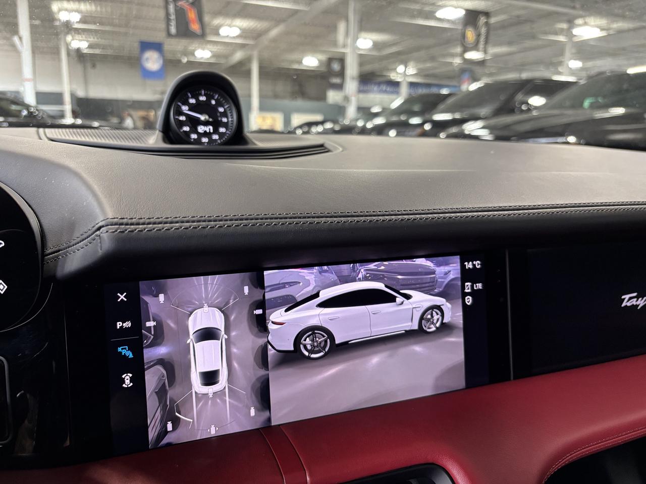2020 Porsche Taycan Turbo|PERFORMANCEPKG|PREMIUMPKG|PASSENGERDISPLAY|+ Photo