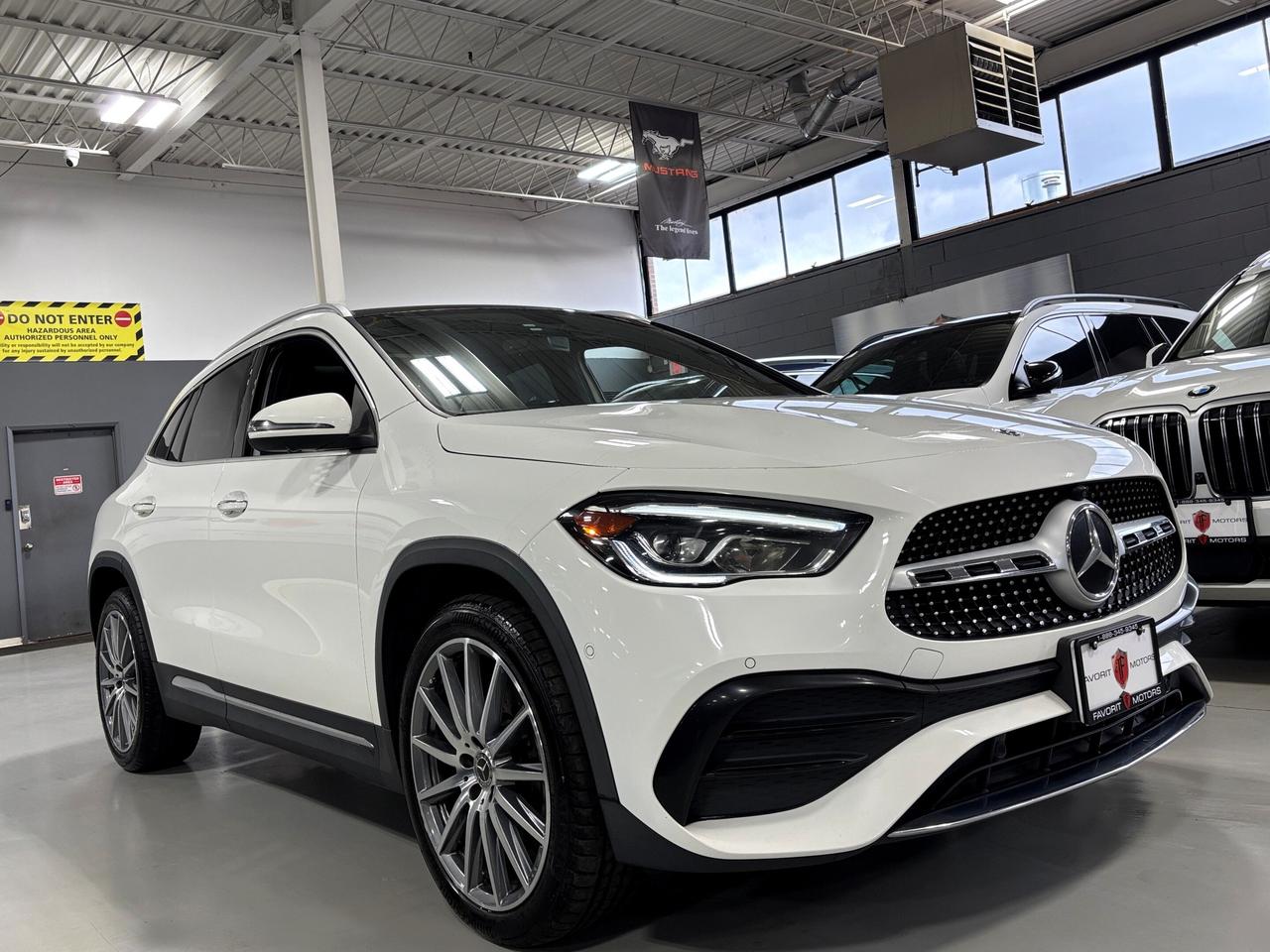 2021 Mercedes-Benz GLA GLA250|4MATIC|AMGPKG|REDLEATHER|CARBON|AMBIENT|LED Photo