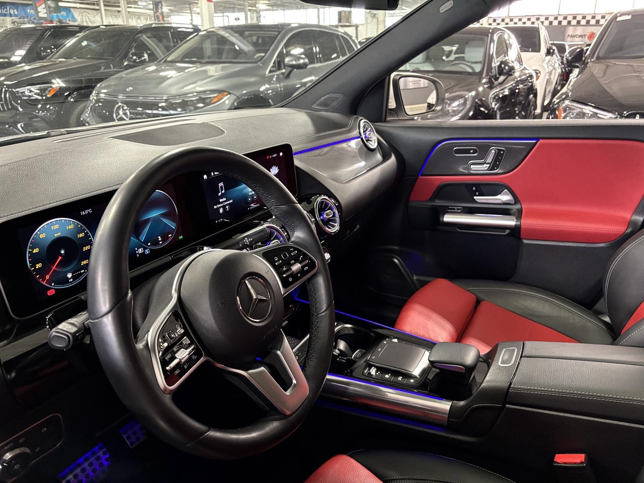 2021 Mercedes-Benz GLA GLA250|4MATIC|AMGPKG|REDLEATHER|CARBON|AMBIENT|LED Photo