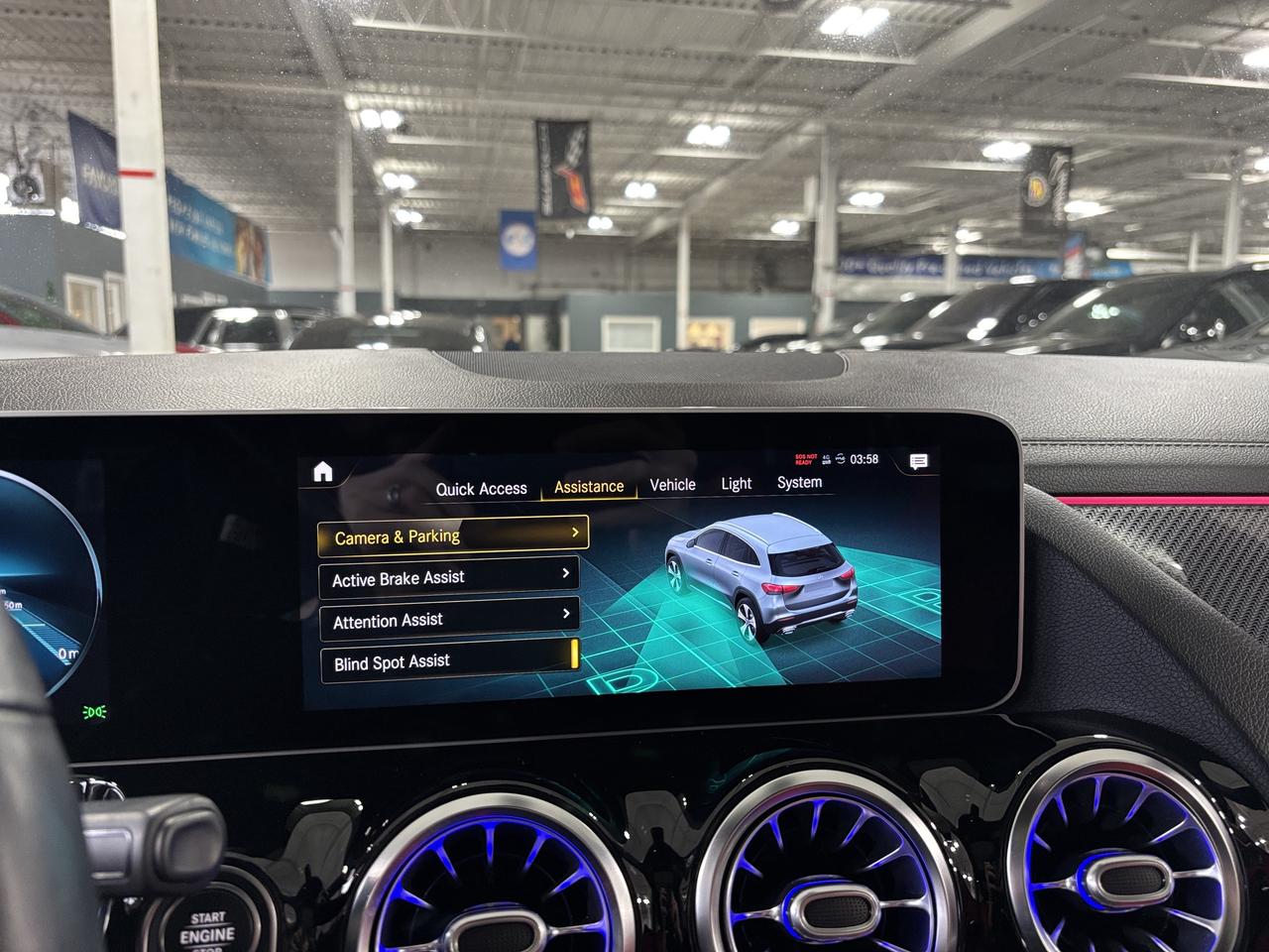 2021 Mercedes-Benz GLA GLA250|4MATIC|AMGPKG|REDLEATHER|CARBON|AMBIENT|LED Photo