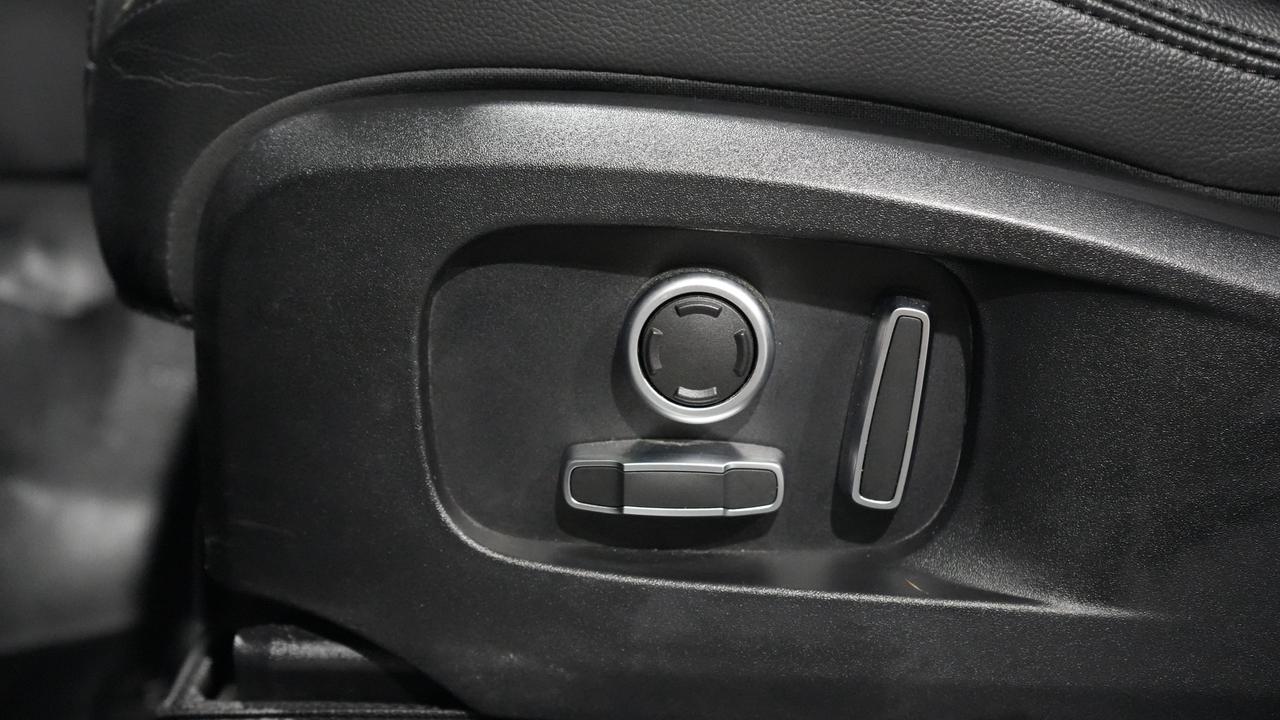 2021 Jaguar F-PACE P250 S Auto|PANO|360 CAM|MERIDIAN|DRIVE ASSIST Photo