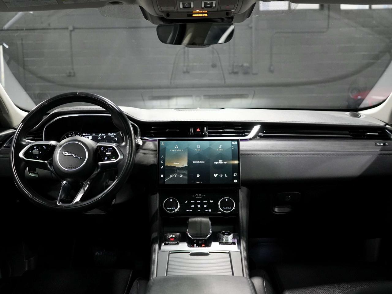 2021 Jaguar F-PACE P250 S Auto|PANO|360 CAM|MERIDIAN|DRIVE ASSIST Photo